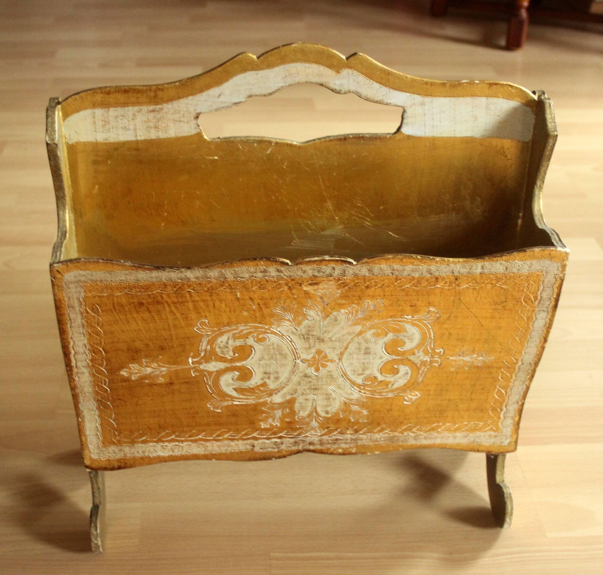 1950s - florentine wooden magazine rack - Vintage - made in Italy