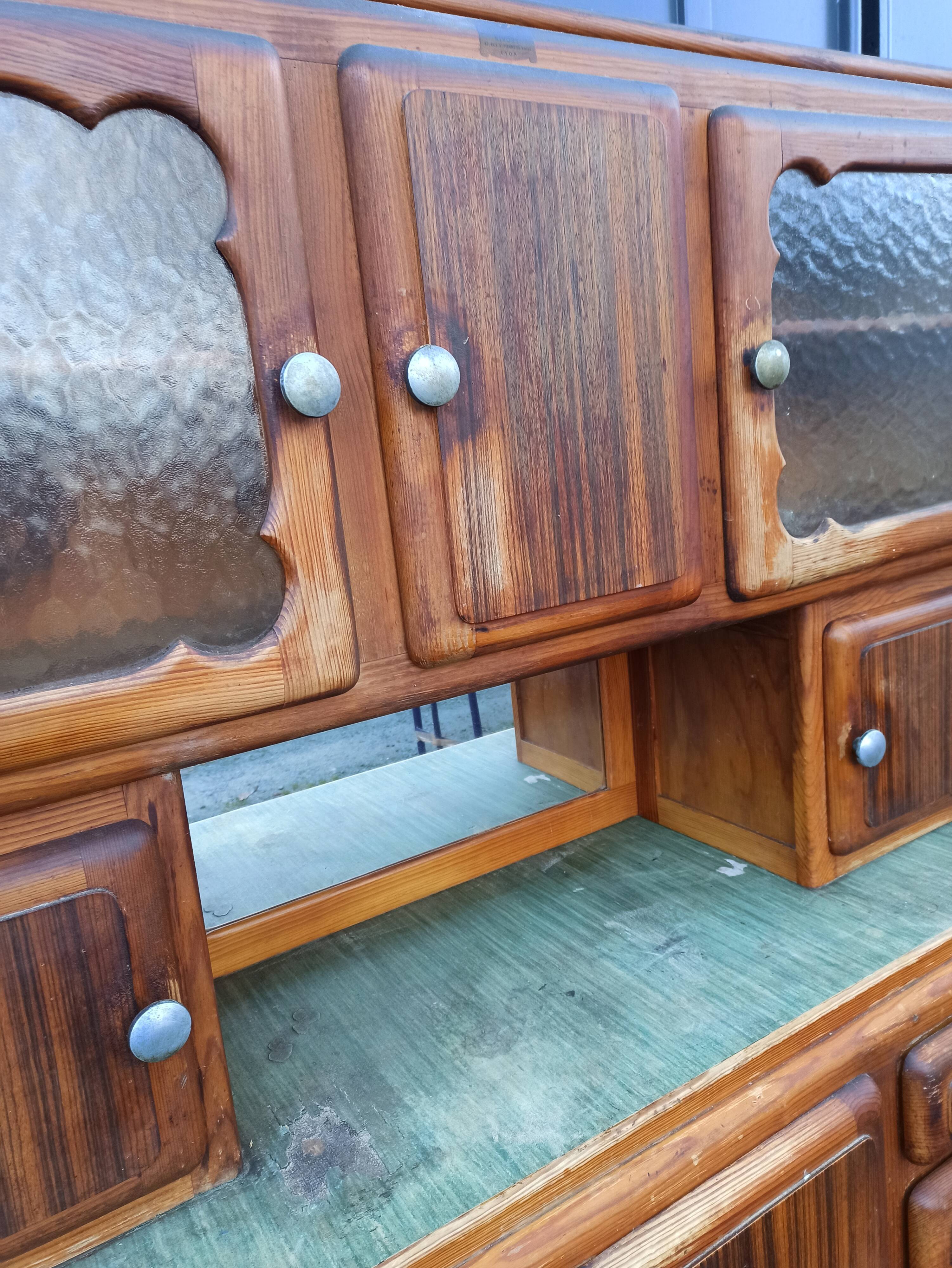 Mado buffet in its mirror kitchen buffet juice