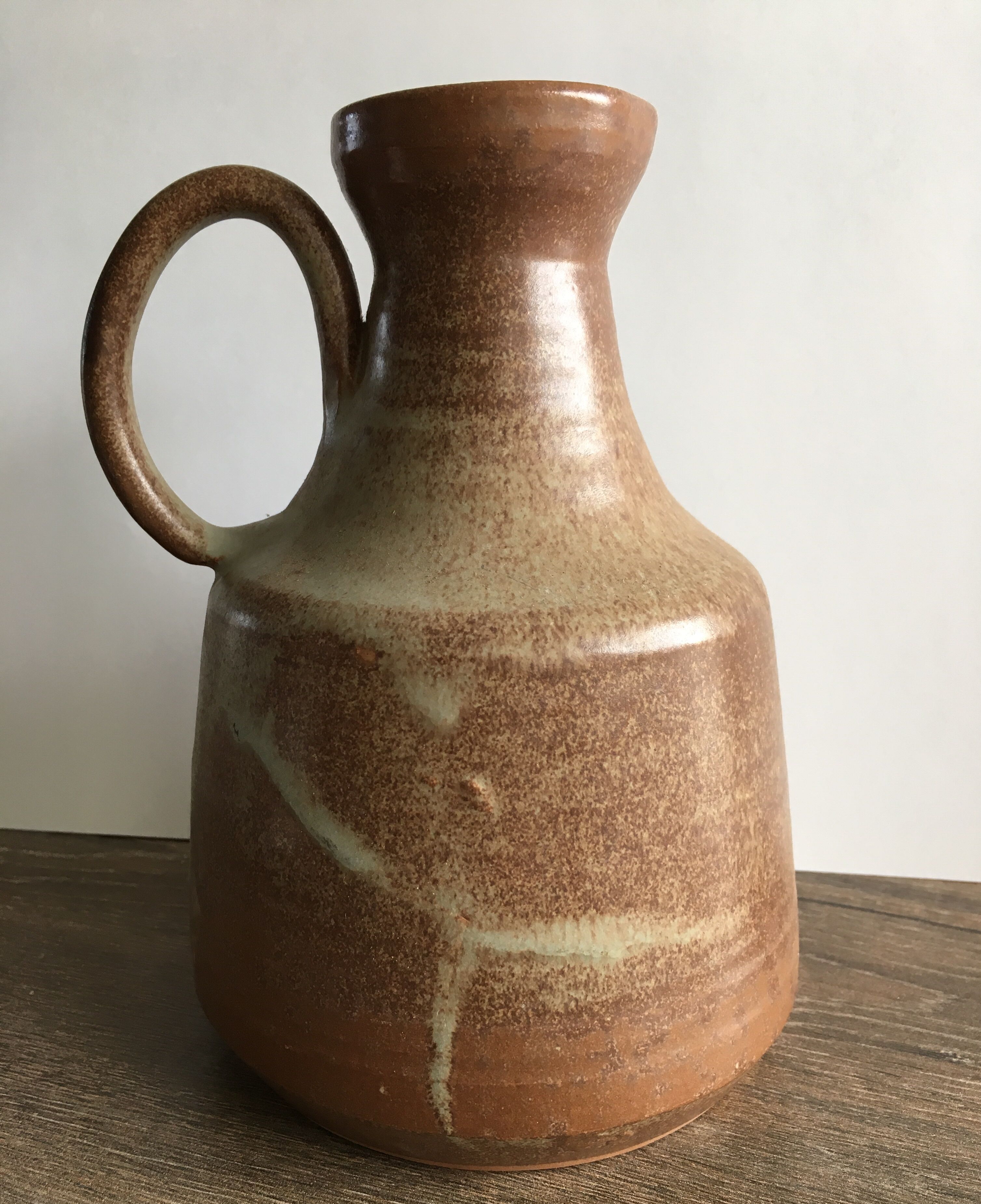 Vallauris sandstone pitcher
