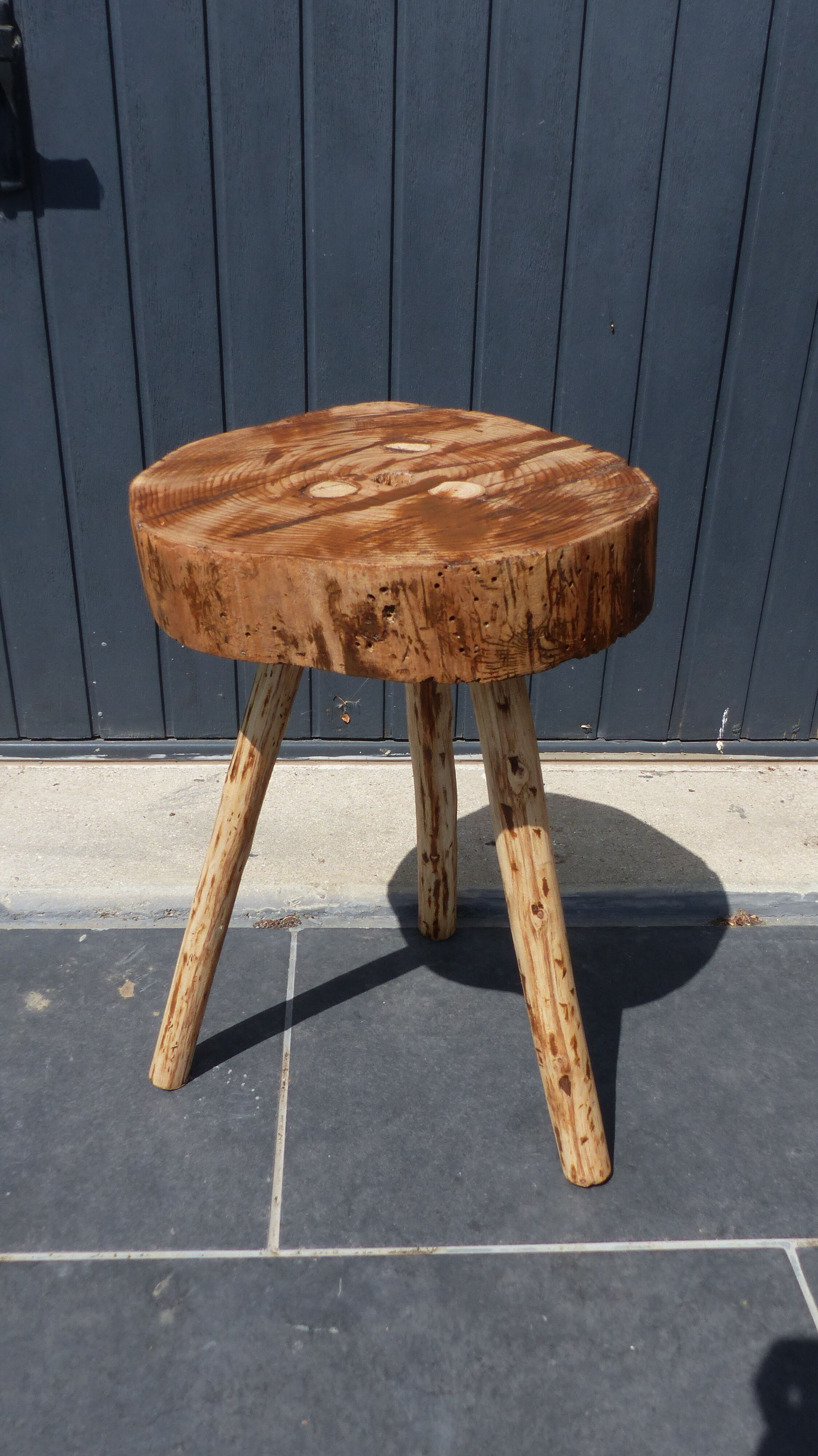 Tripod stool