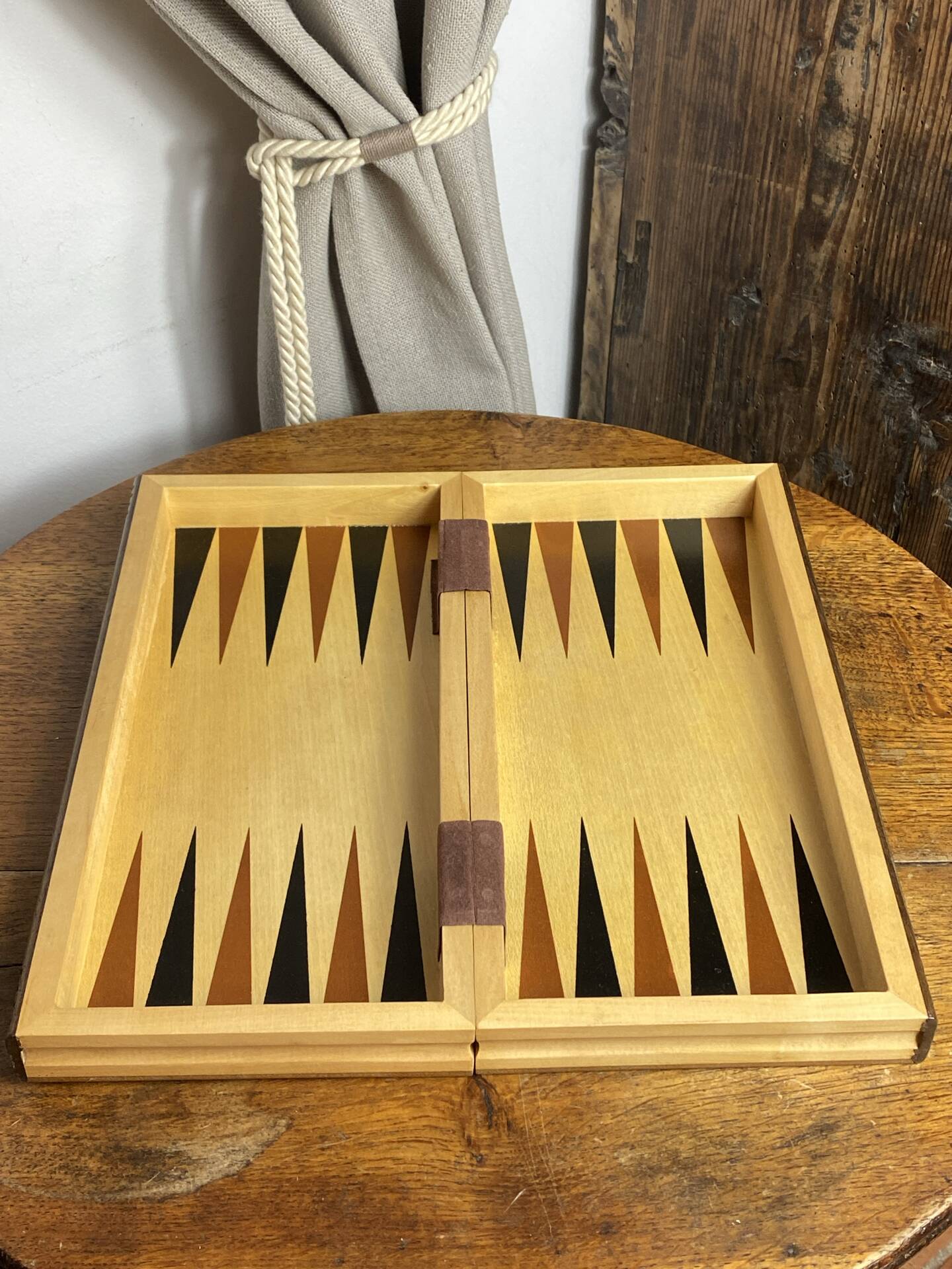 Jeu de backgammon en bois 