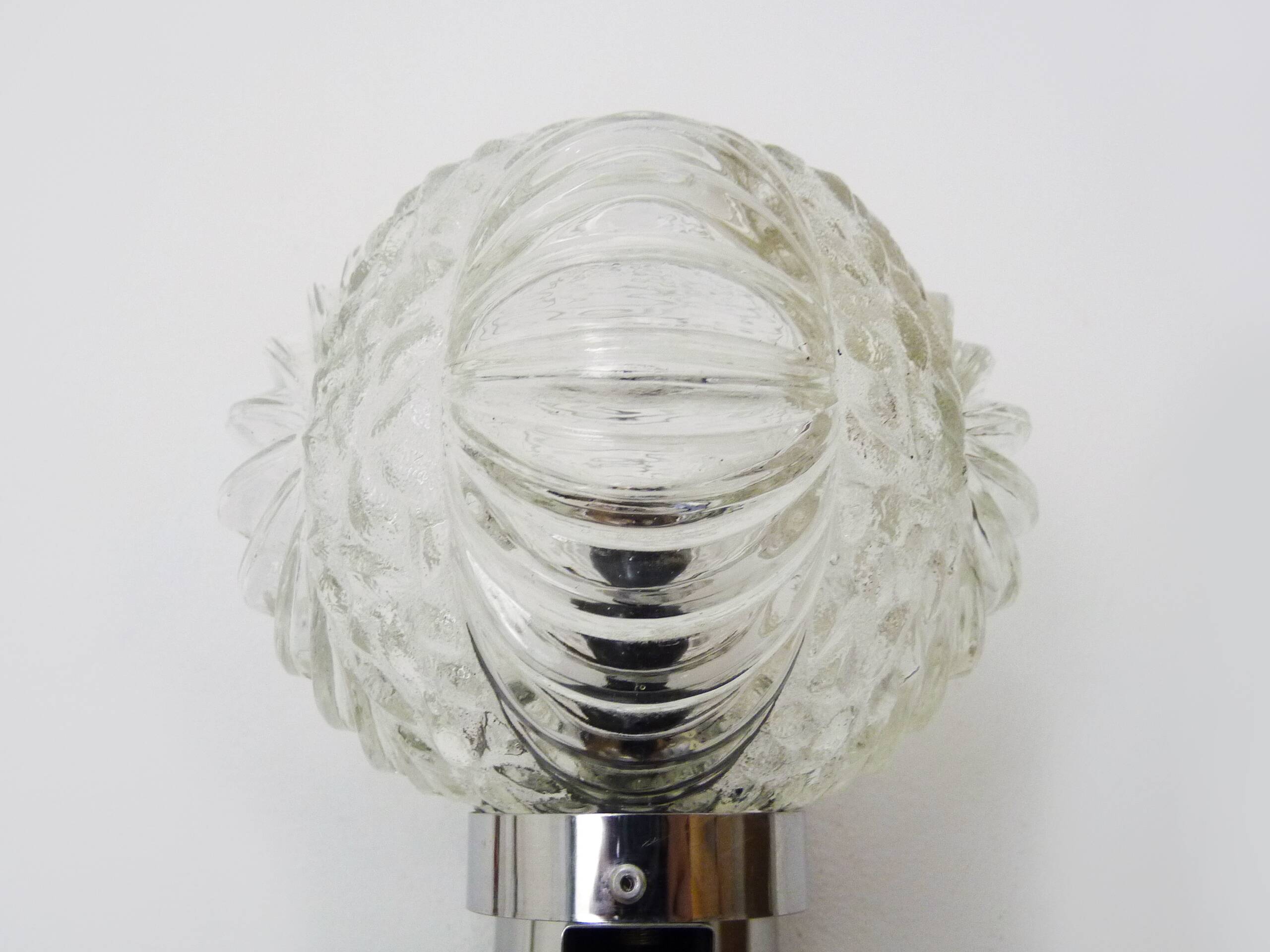 Vintage space age 60s wall light in chrome metal