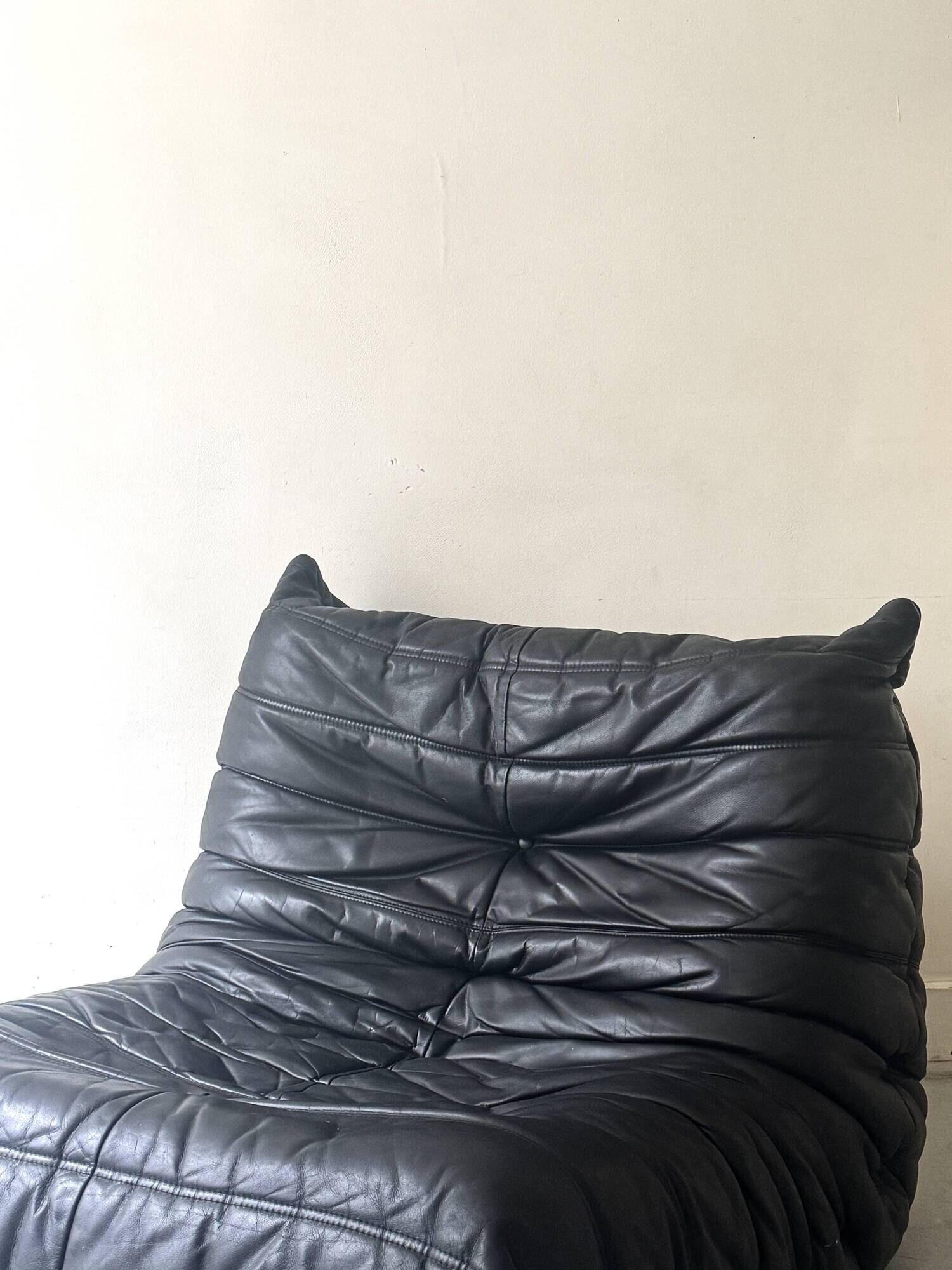 Black leather Togo armchair by M. Ducaroy for Ligne Roset