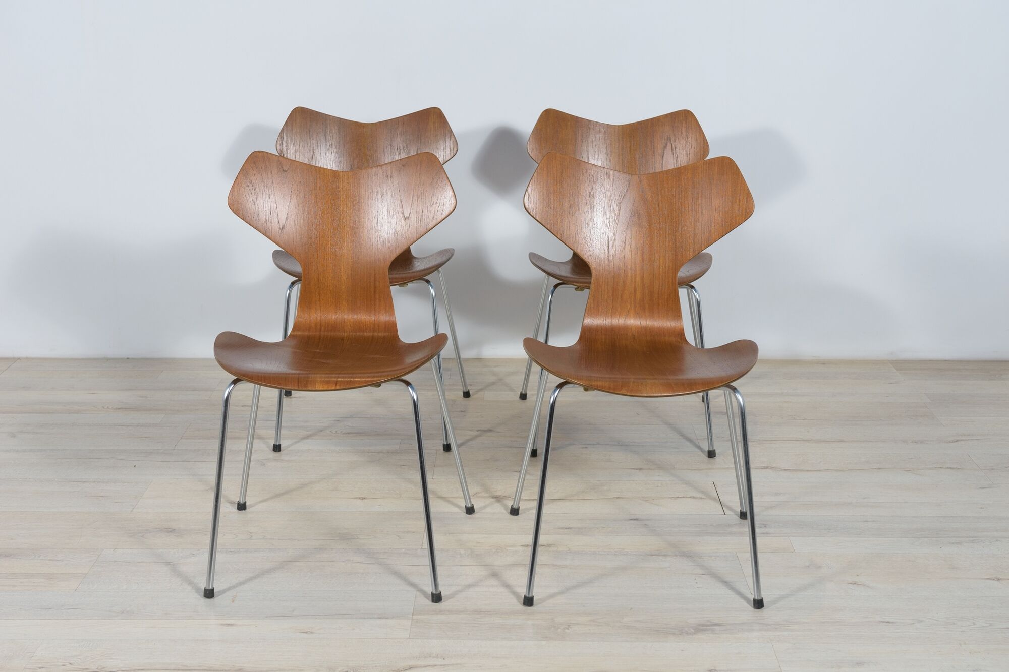 Model 3130 Dining Chairs by Arne Jacobsen for Fritz Hansen, 1970s, Set of 4