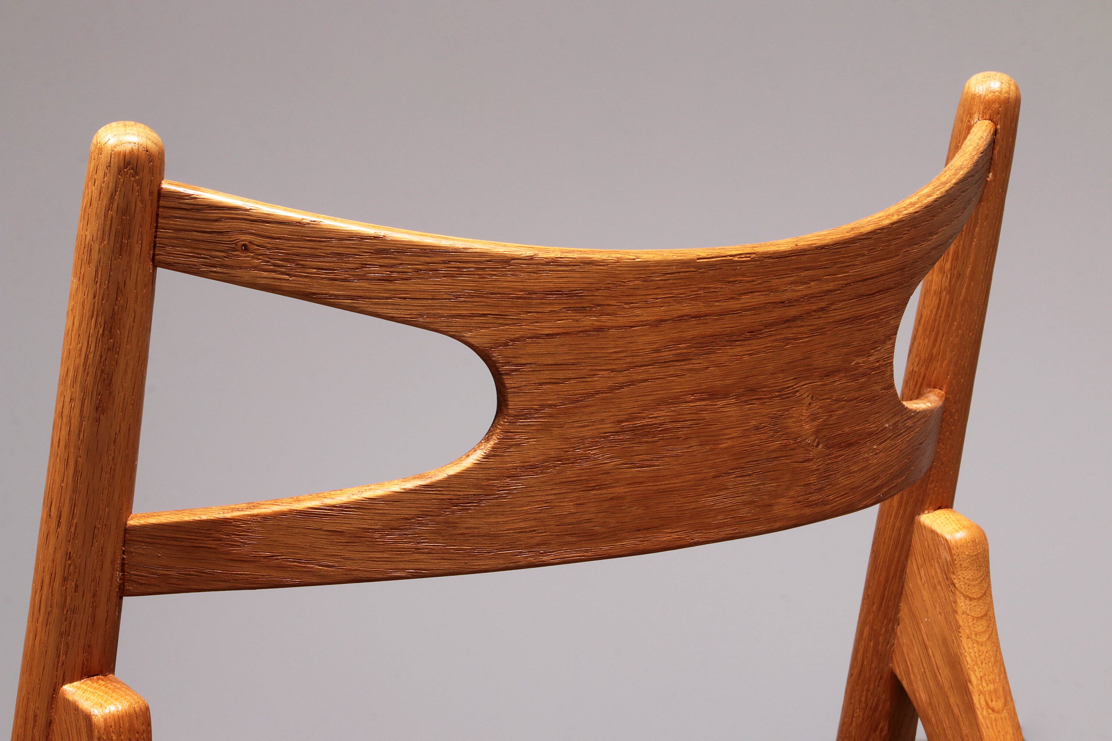 Complete Dining Room Set: 8 Teak CH-29 Sawbuck Chairs & AT 310 Table