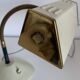 Lampe de bureau en métal laqué écru et doré, 1950