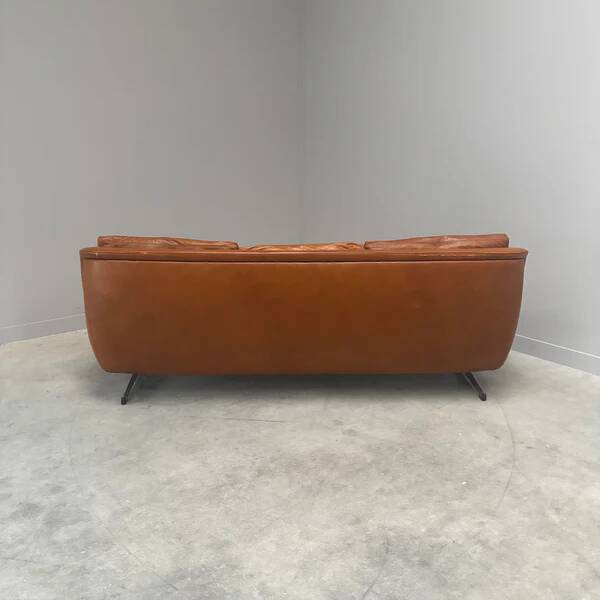 Cognac leather ESA lounge sofa, Denmark 1970s