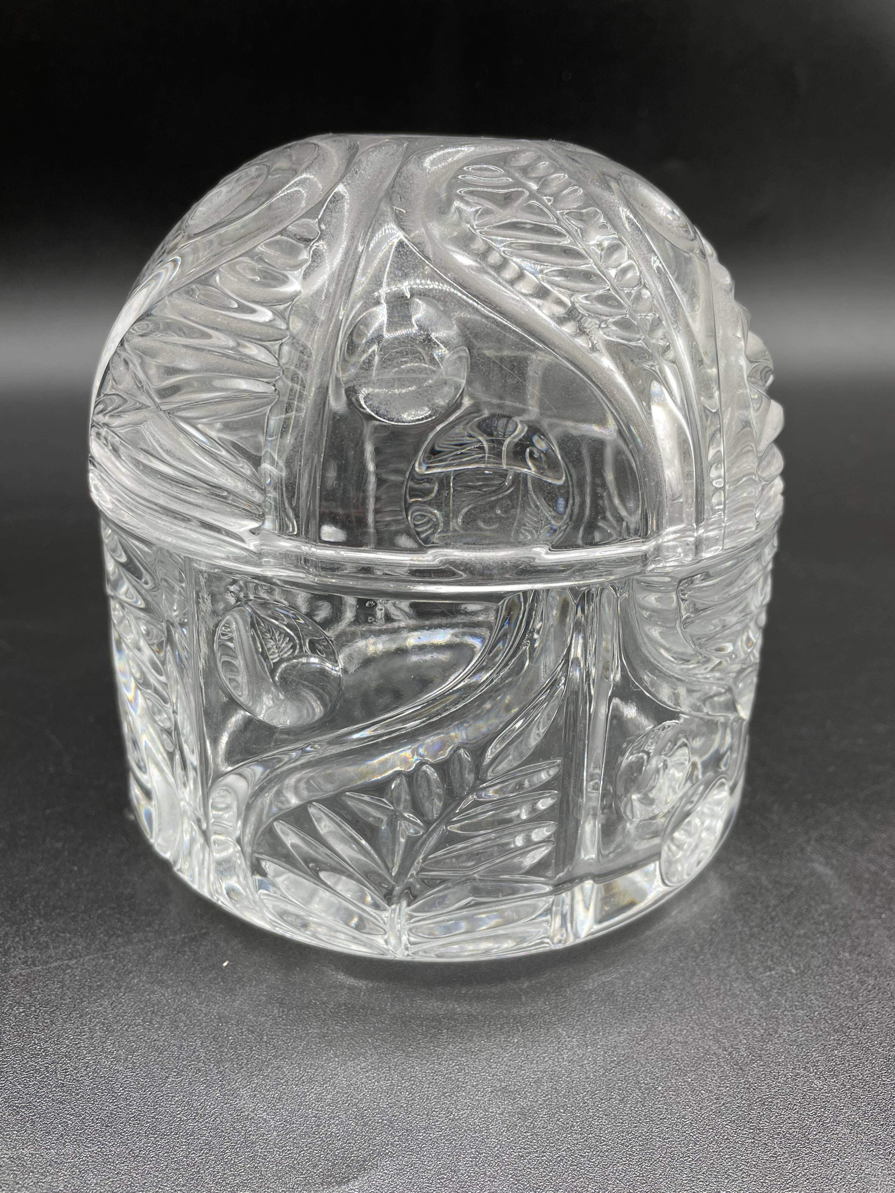 Bohemian crystal bonbonnière 24% PbO – Bohemia Czechoslovakia – Box