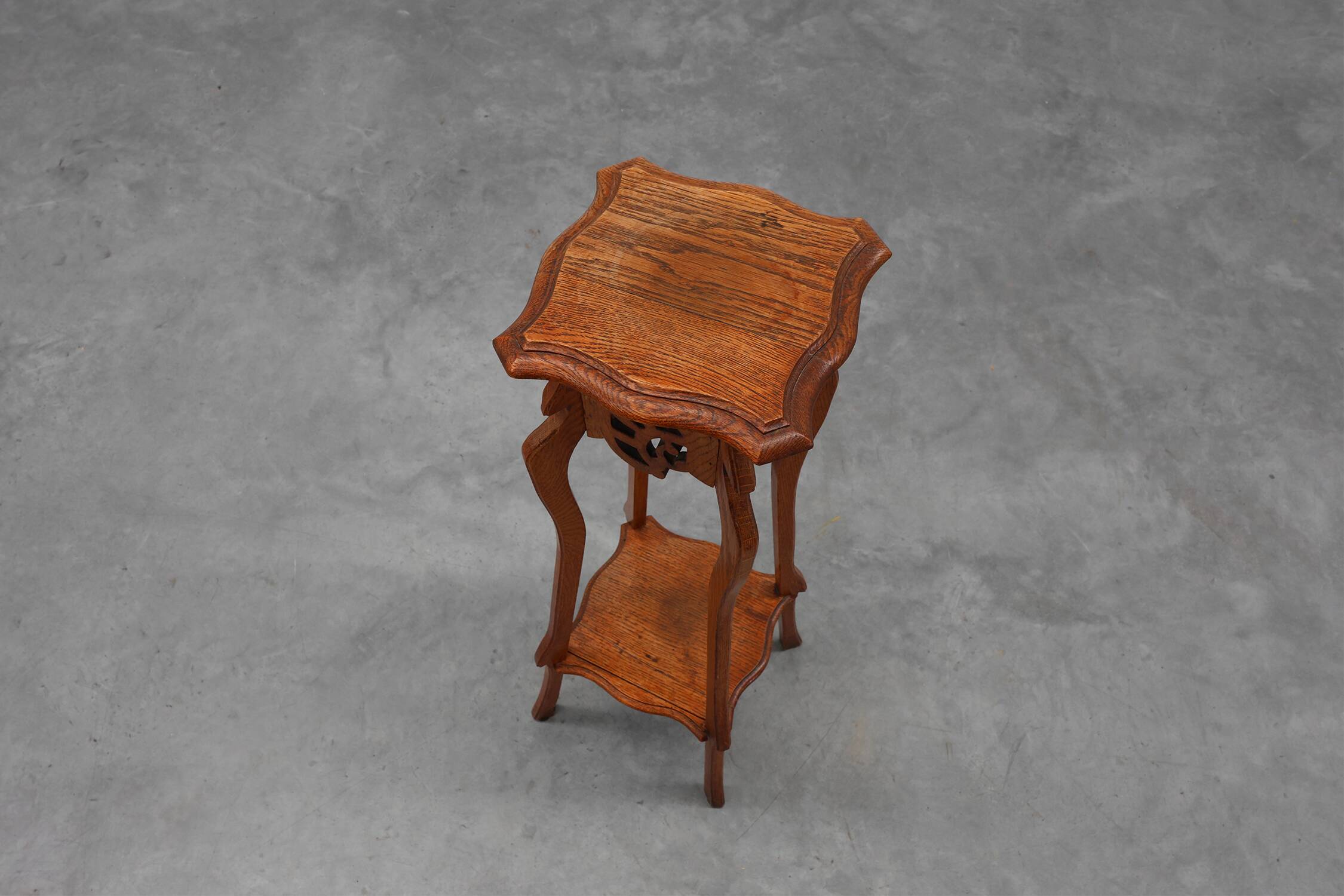 Art Deco tall pedestal in oak with 2 levels, France ca. 1915