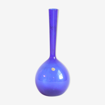 Vase à bourgeons bleu cobalt par Arthur Percy pour Gullaskruf Glasbruk, Suède années 1950.