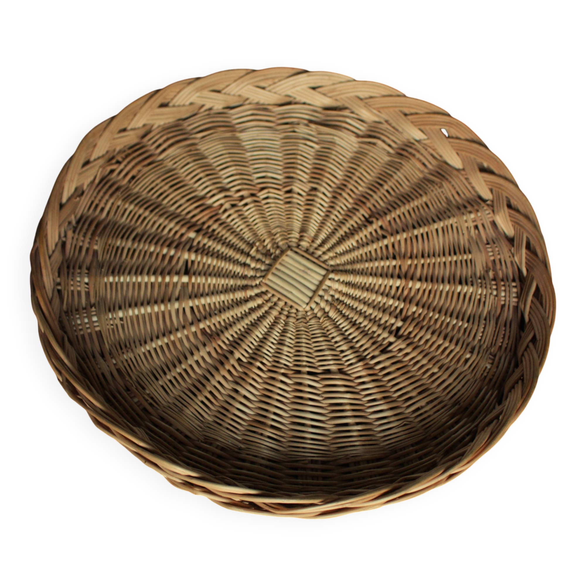 Large round wicker tray