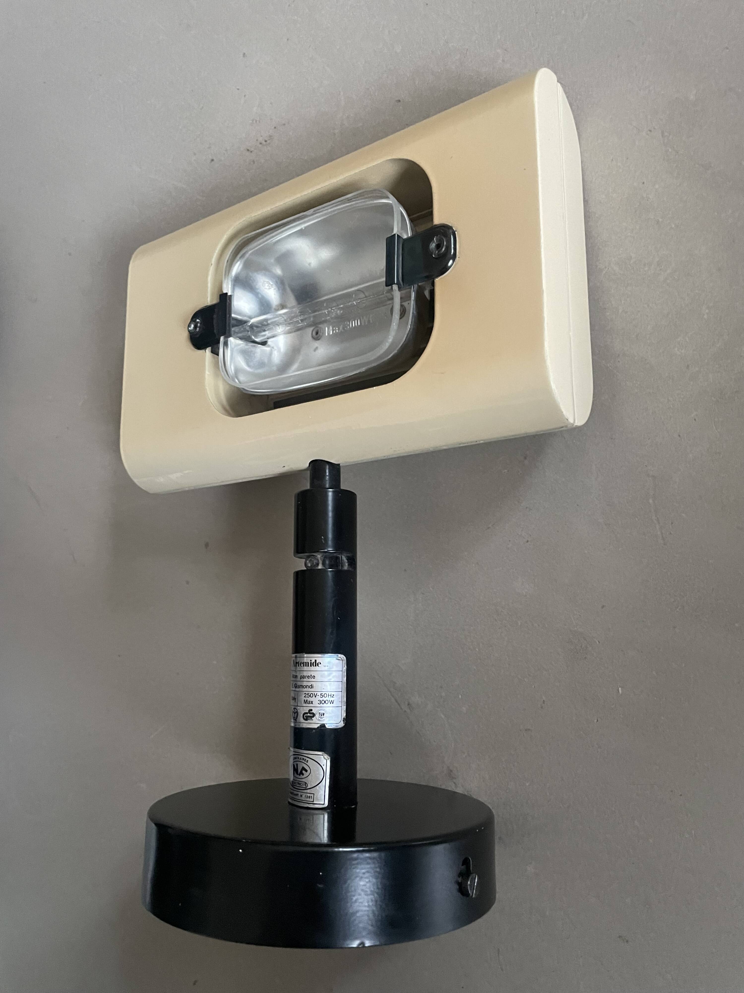Applique / spot Artemide design Ernesto Gismondi