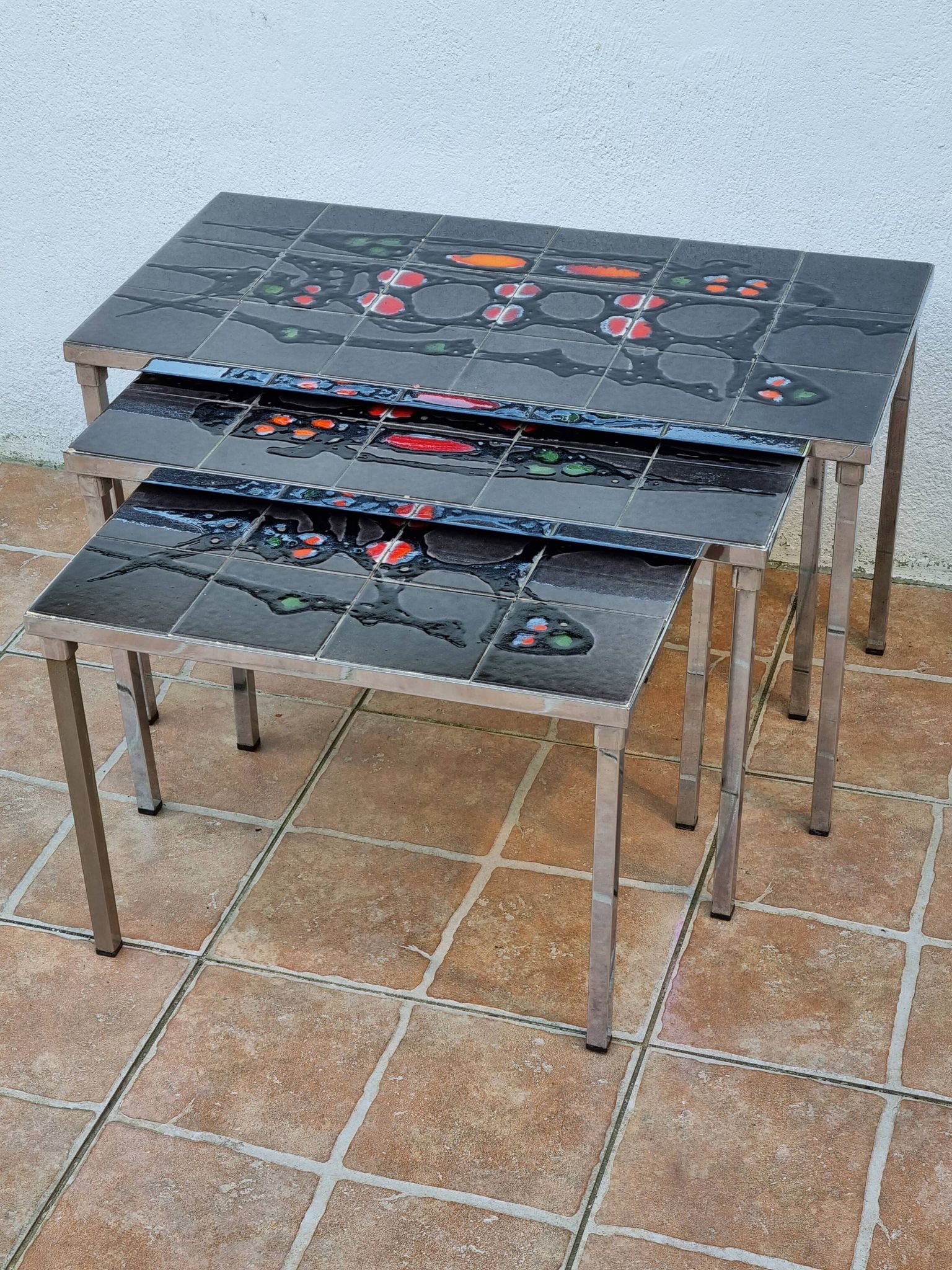 Set of three nesting tables in Belarti style, 1960s, space age.