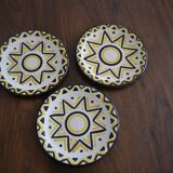 Set of 3 plates Saint Jean de Brévelay