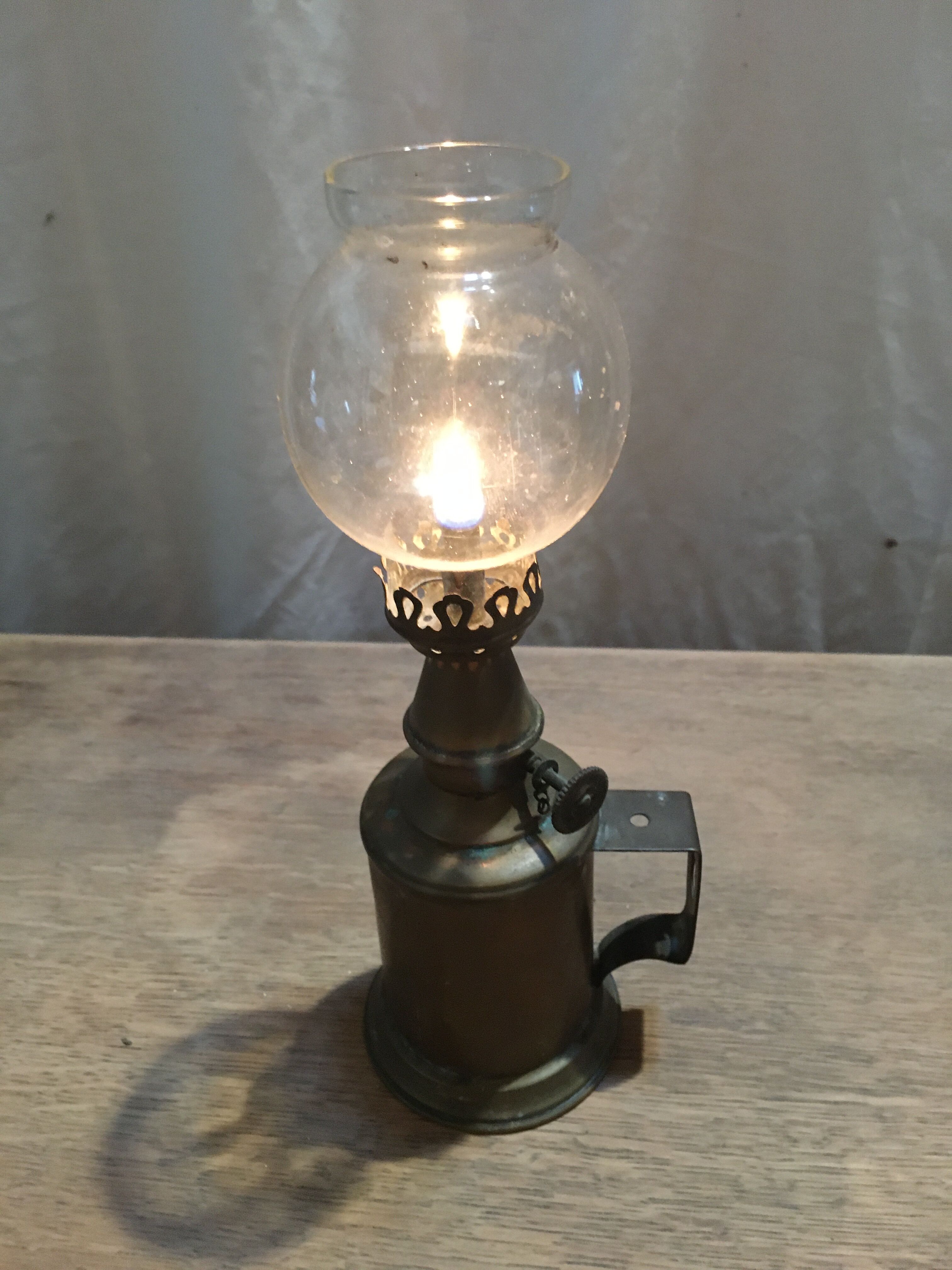 Late XIX brass Pigeon Lamp
