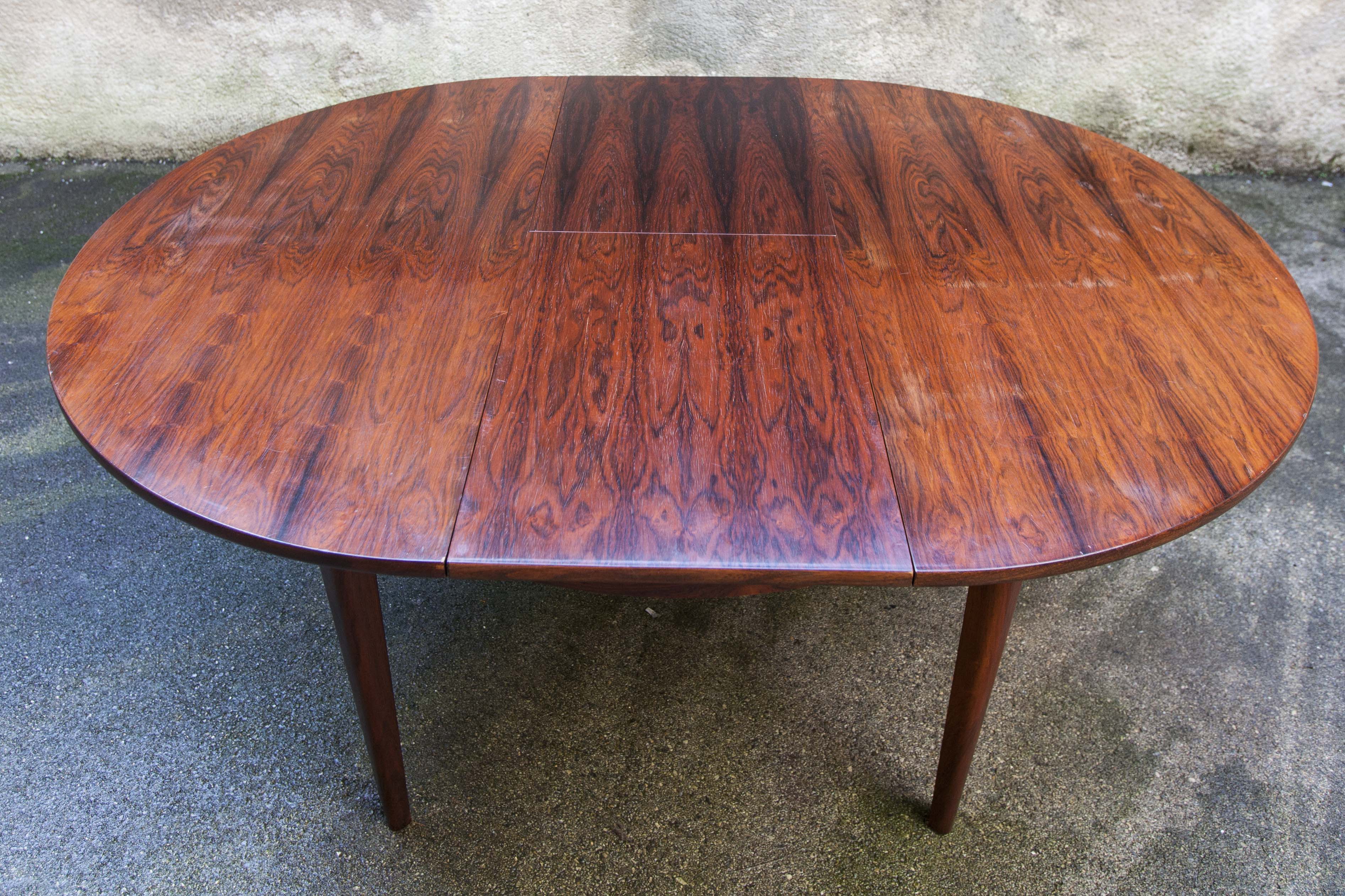 Table transformable en palissandre de rio 118cm