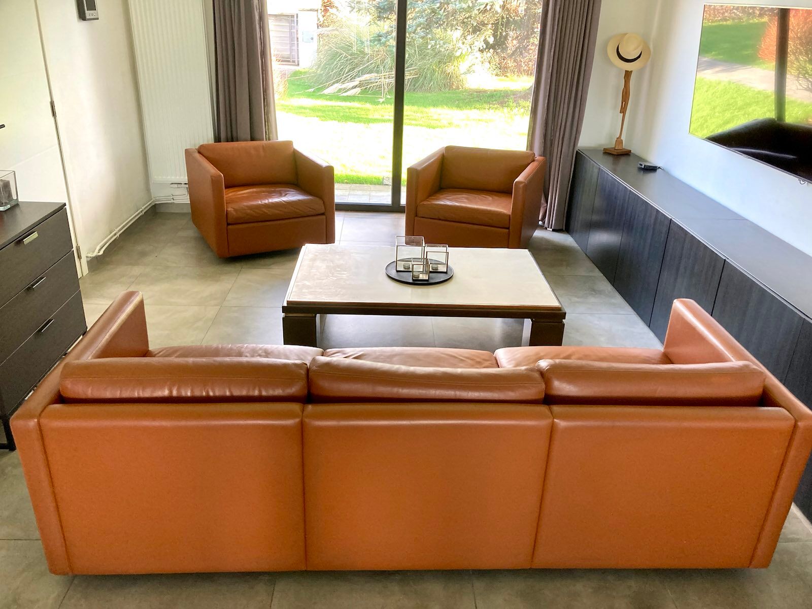 Gold leather salon by Charles Pfister for Knoll 1970