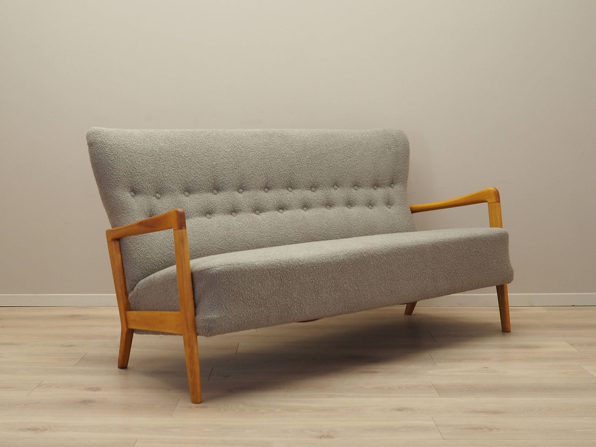 Beech sofa, Danish design, 1960s, designer: Soren Hansen, manufacturer: Fri