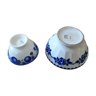 Set of 2 old bowls