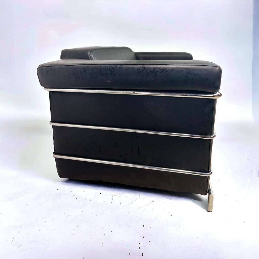 Vintage black leather two seat / sofa / sofa