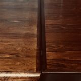 Table extensible en palissandre danois du milieu du siècle.