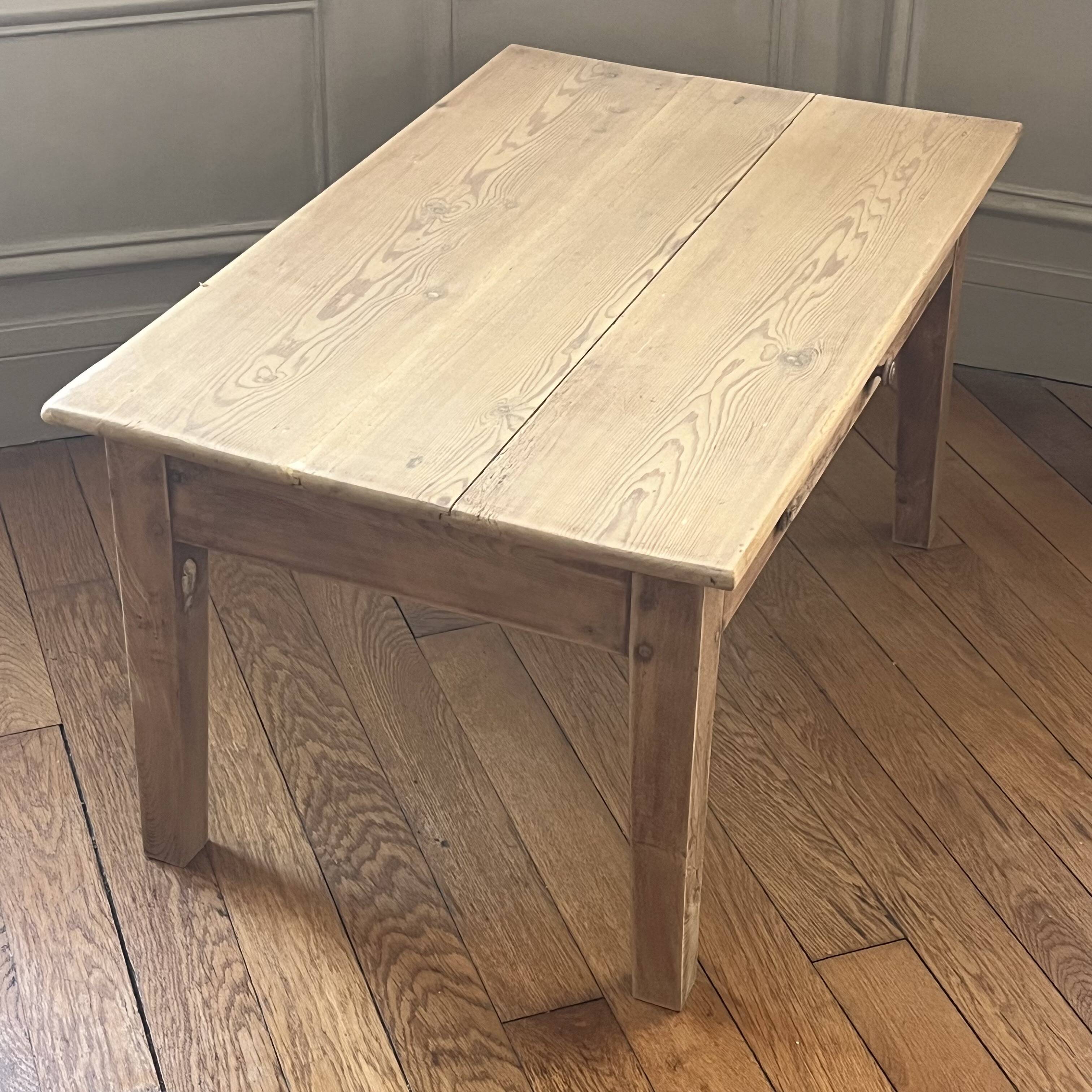 Table basse de ferme