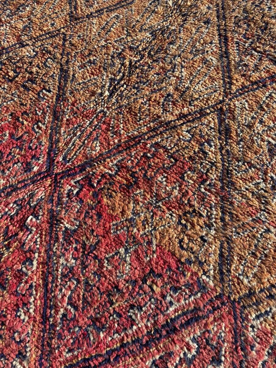 Large Moroccan bohemian Berber rug in perfect condition.