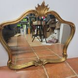 Miroir style Louis XV en bois doré, 80×69 cm