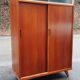 Armoire vintage pieds compas