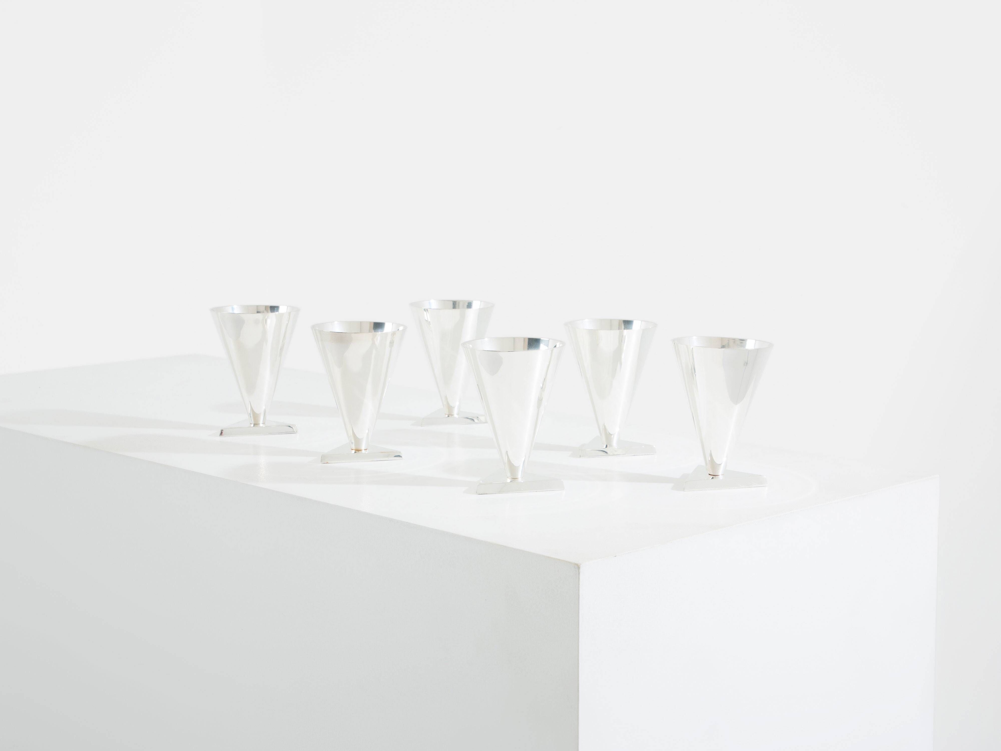 Set of 6 Art Deco silver-plated metal cups by La Maison Desny 1928