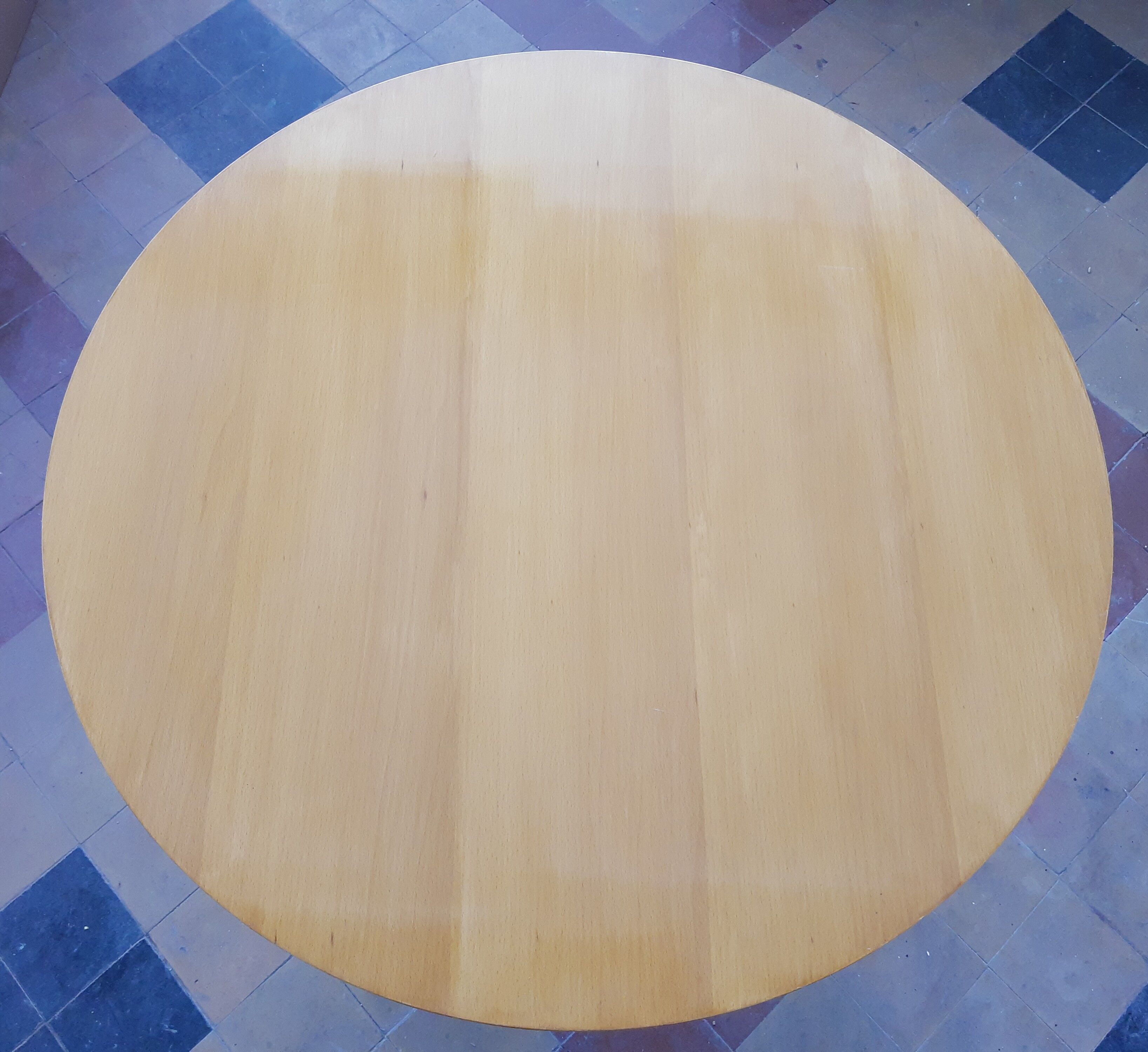 Round dining table vintage curved wooden foot