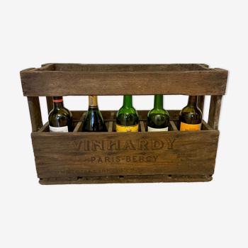 Caisse de vin en bois vintage