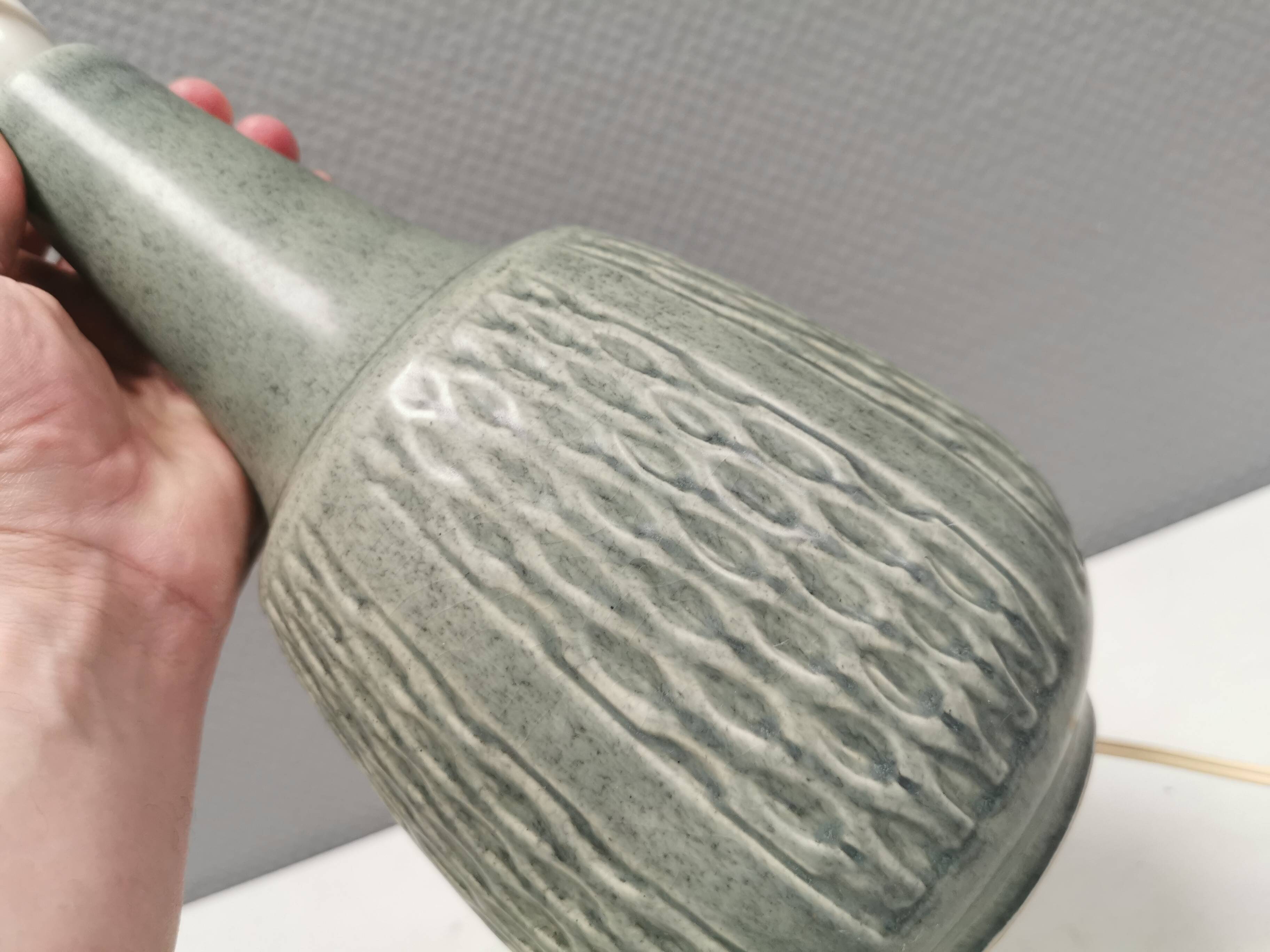 Large and beautiful table lamp in grey-green ceramic by Einar Johansen (EJ) 1970-80s.
