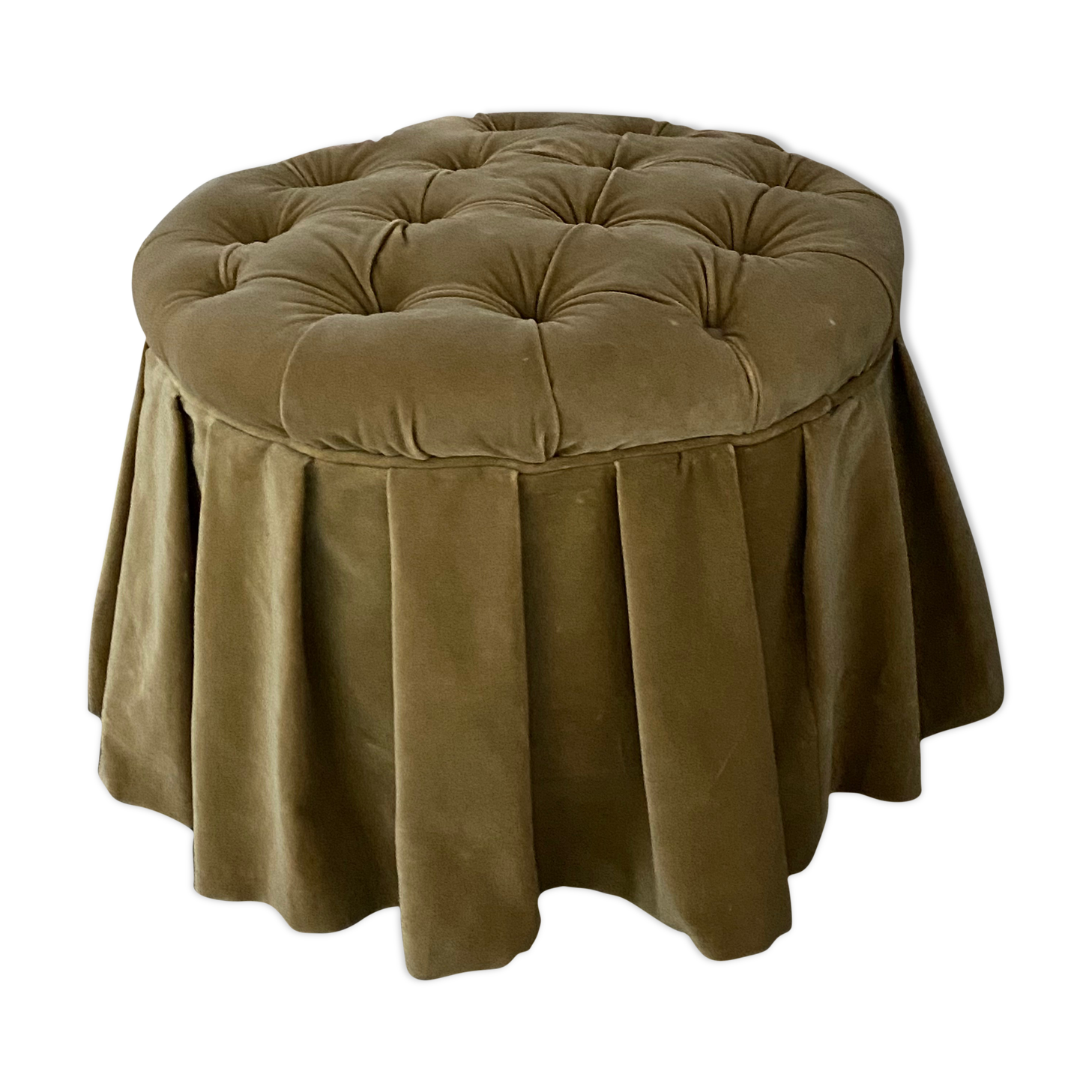 Round velvet pouf