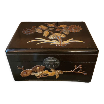 Asian-style box