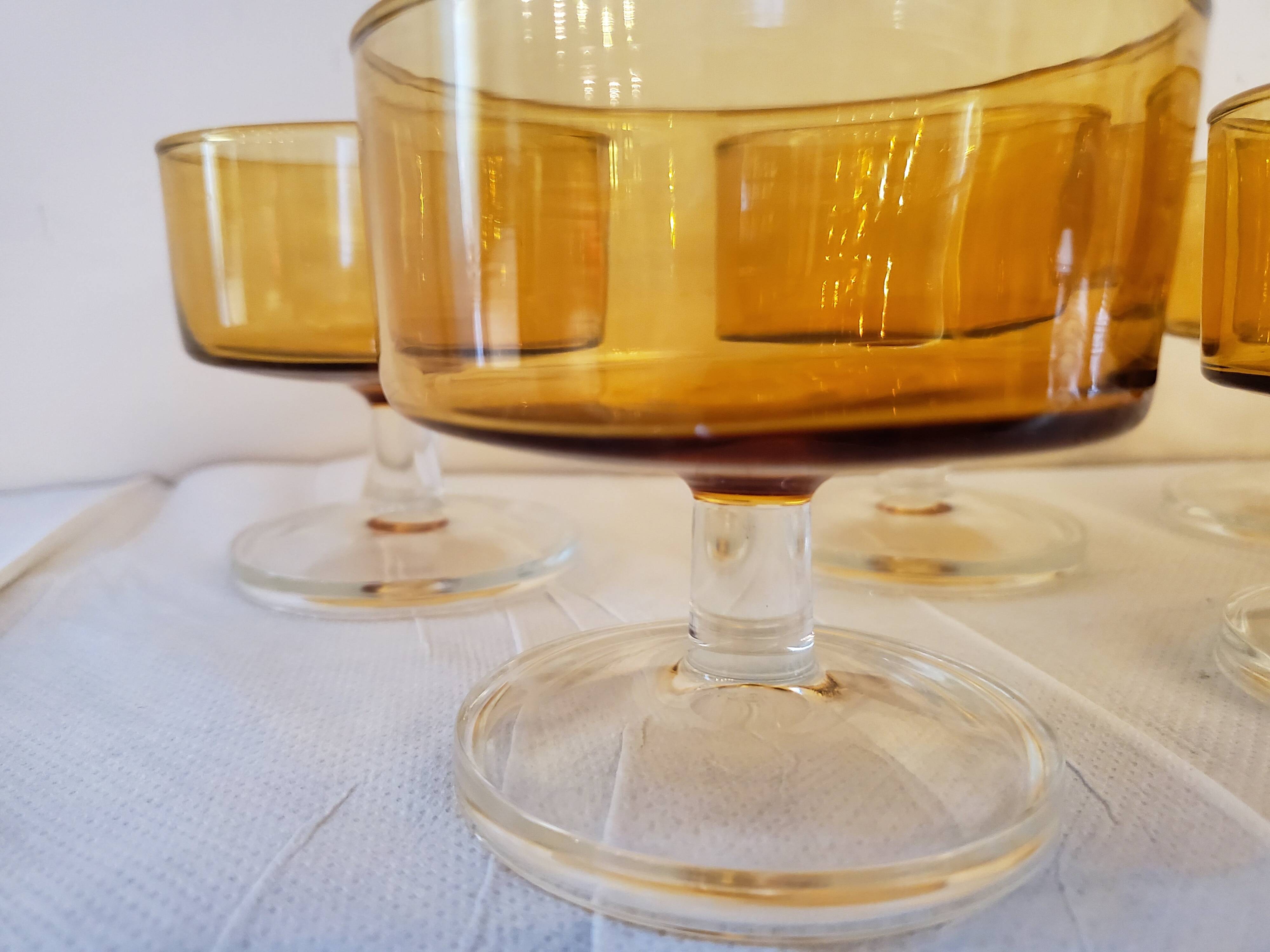 7 coupes à Champagne ou à dessert 70's