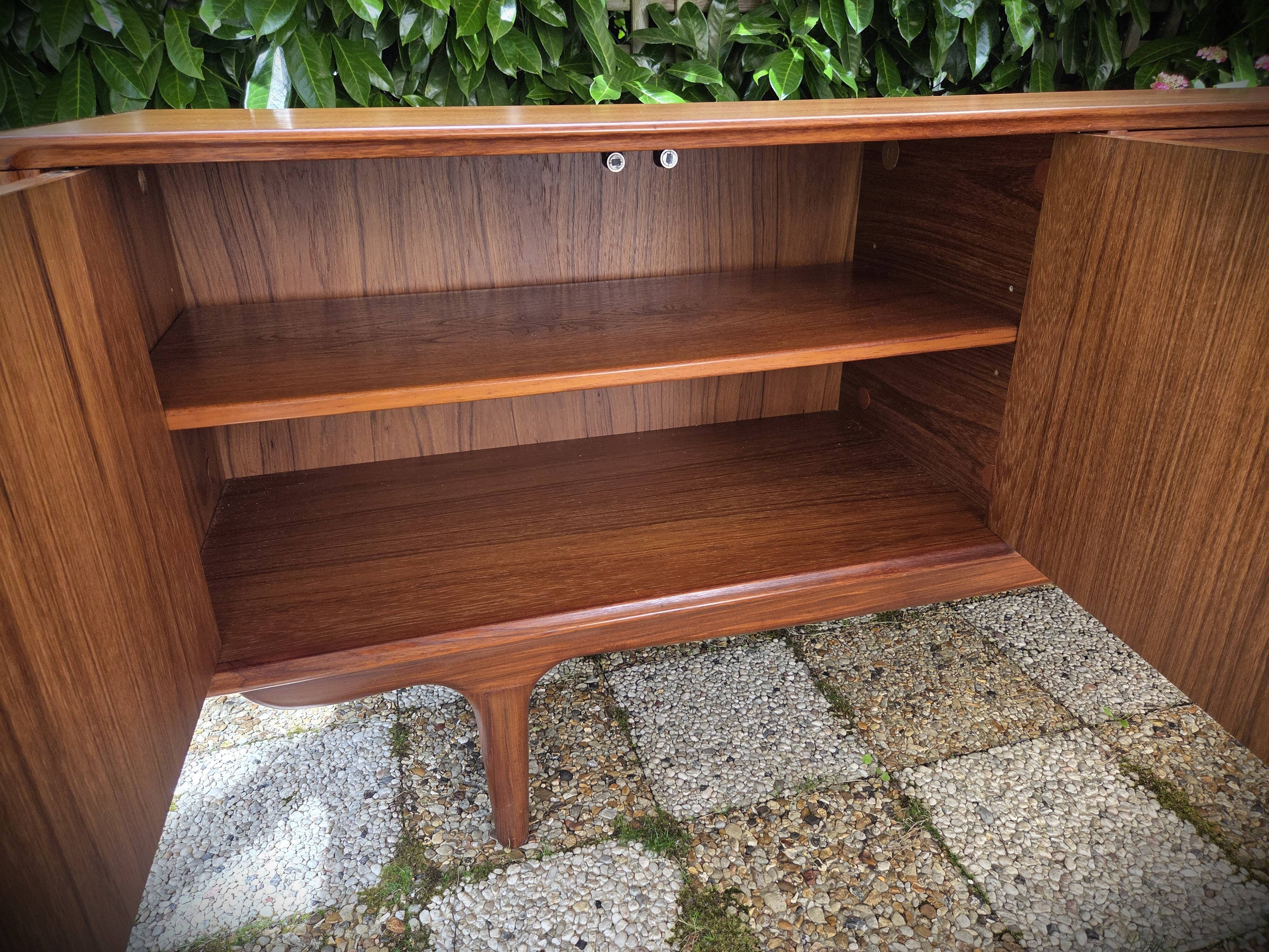 Scandinavian teak enfilade design