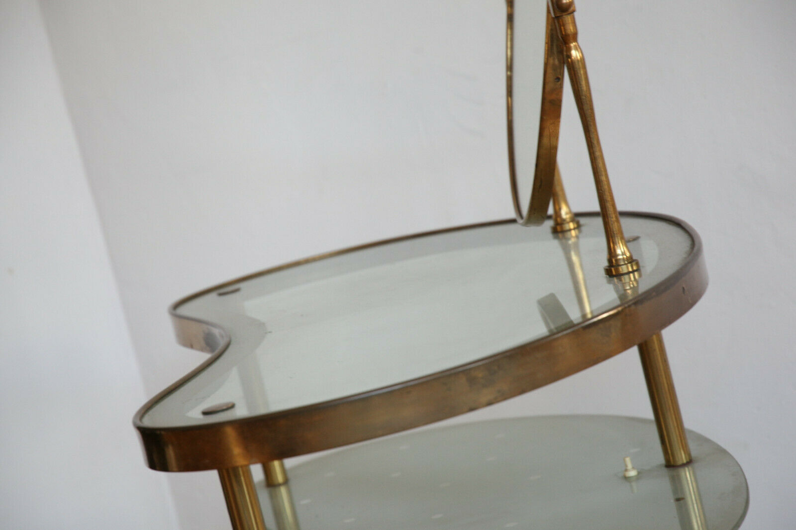 Modernist hairdresser in gold metal, brass and glass, 1960s