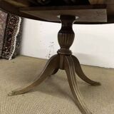 Empire style round table "lion's paws"