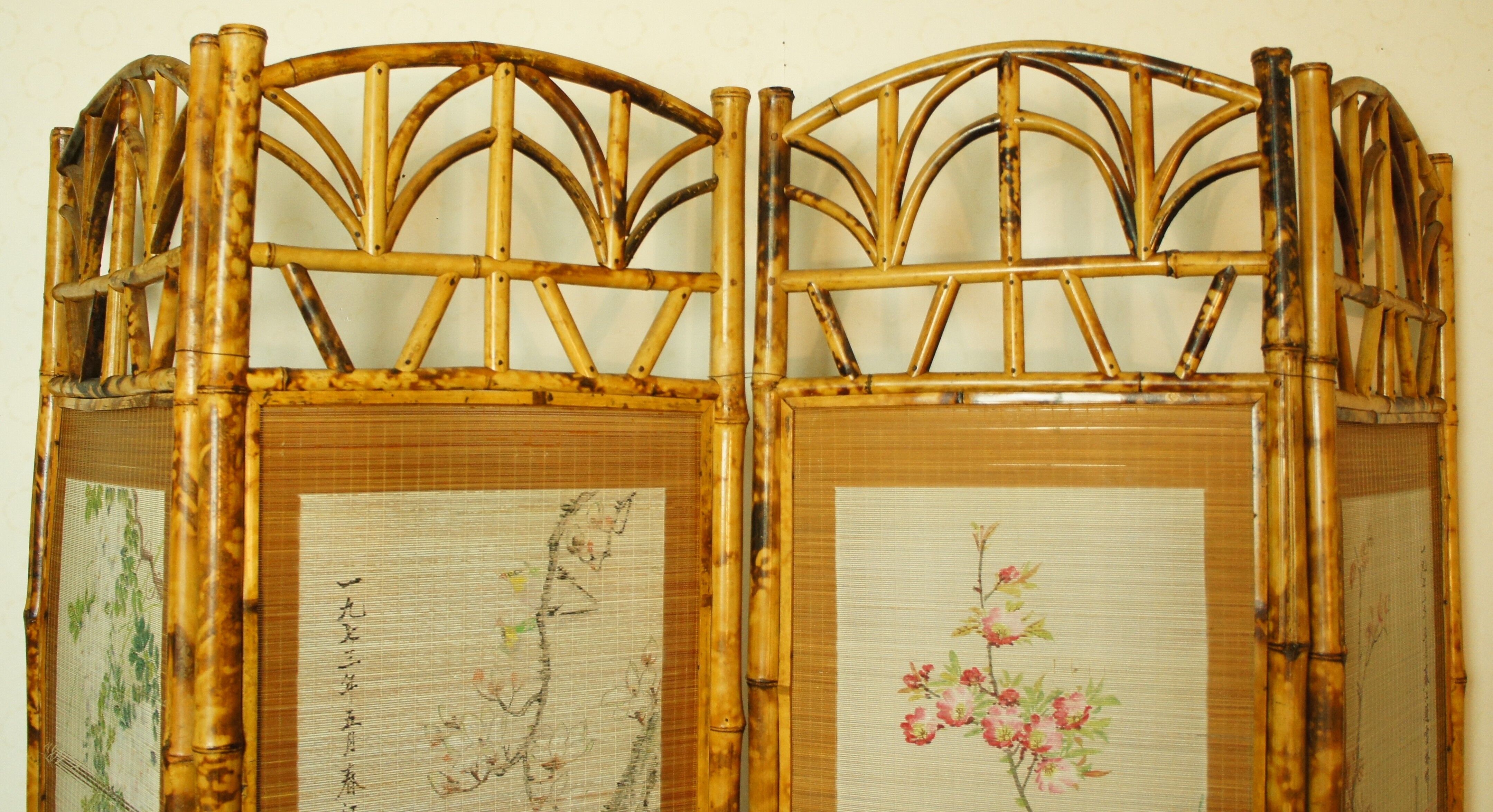 Asian bamboo screen, painted rice straw