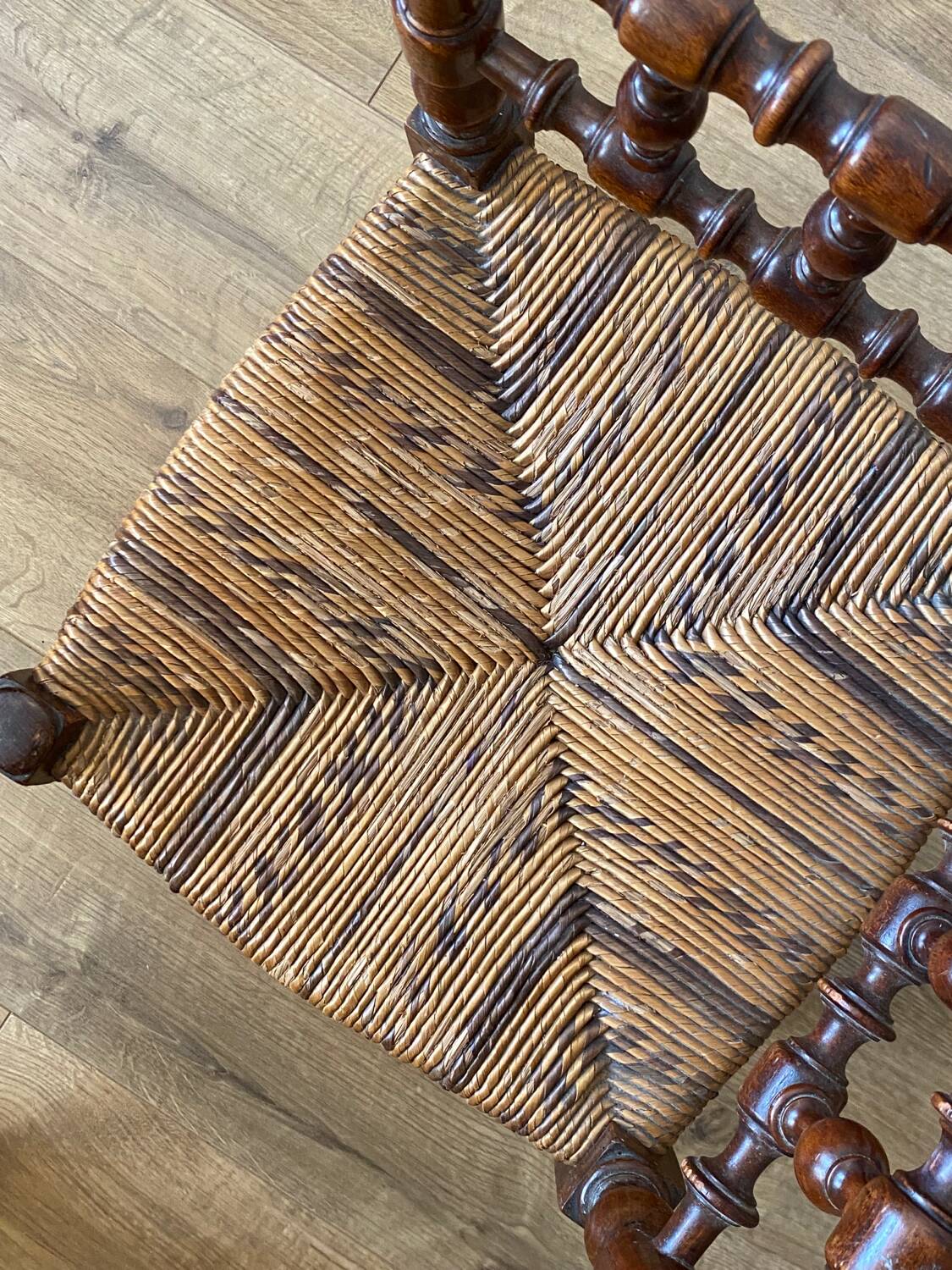 Fireplace armchair or children's straw corner