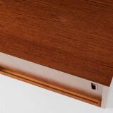 Midcentury Danish lowboard in teak with 2 sliding doors by Hundevad 1960s - 108cm