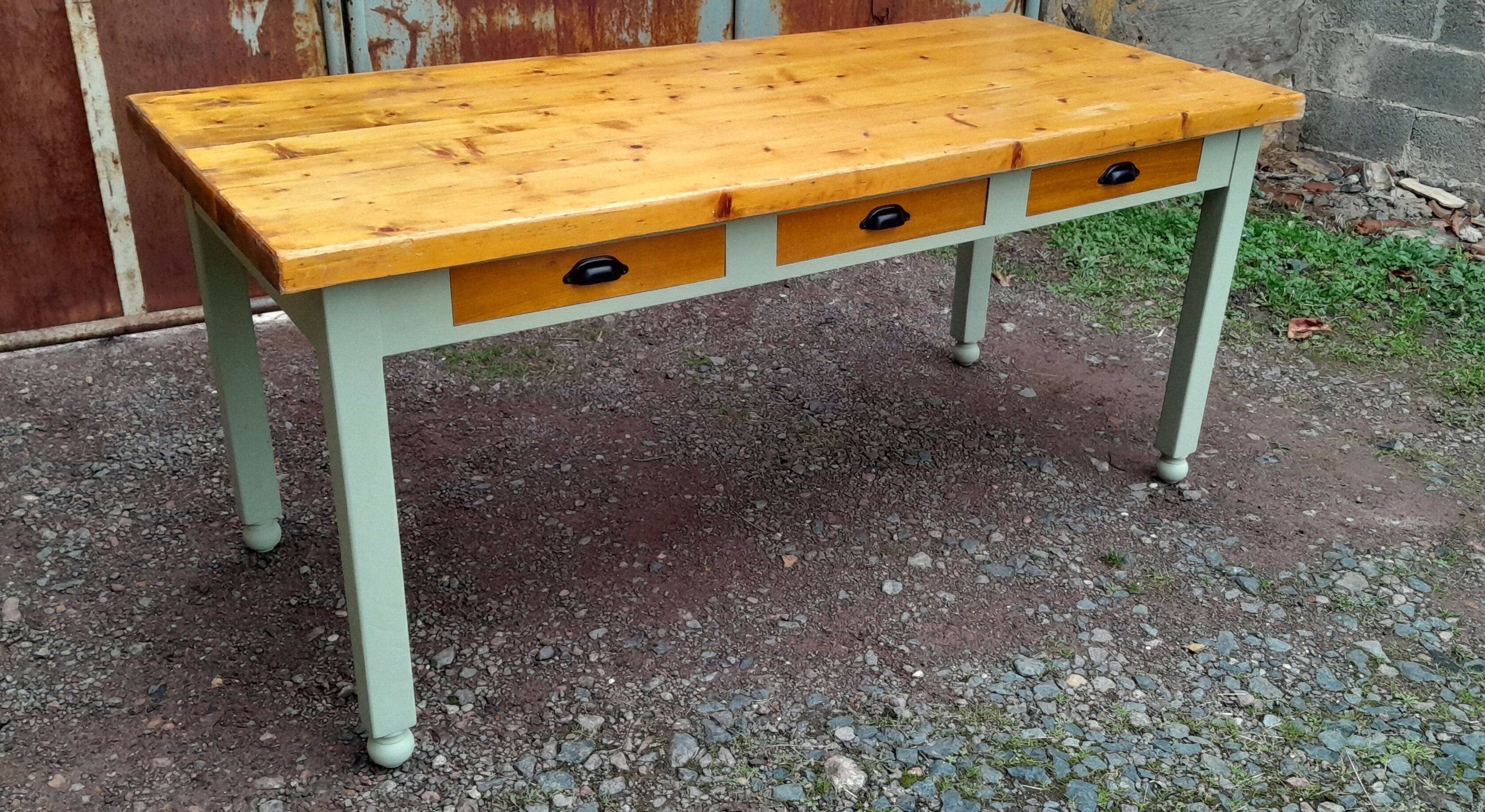 Modern farmhouse table with 6 drawers