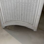 Ensemble chambre rotin blanc : commode, miroir, lit, panier