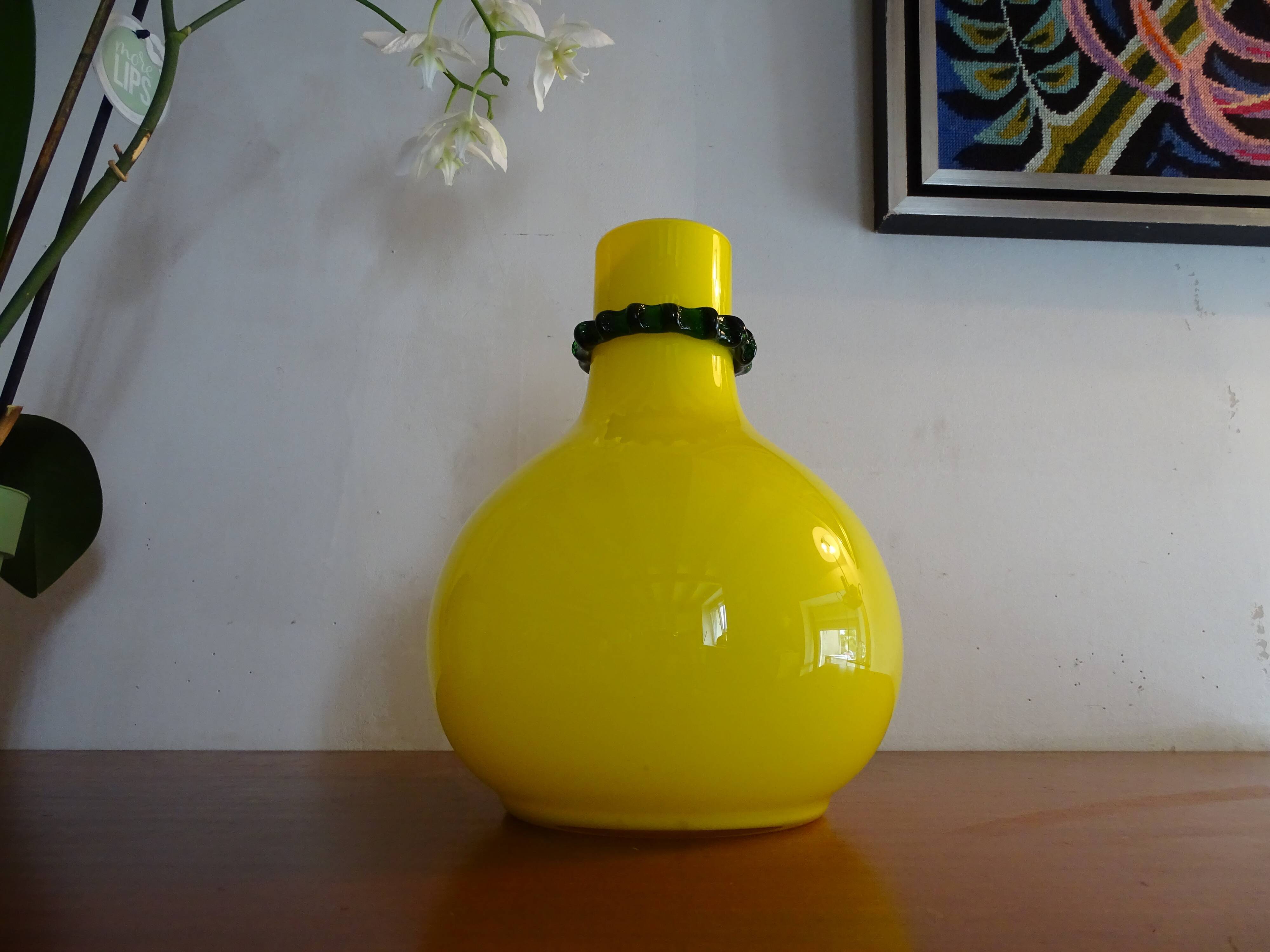 Vase ball glass murano lemon yellow