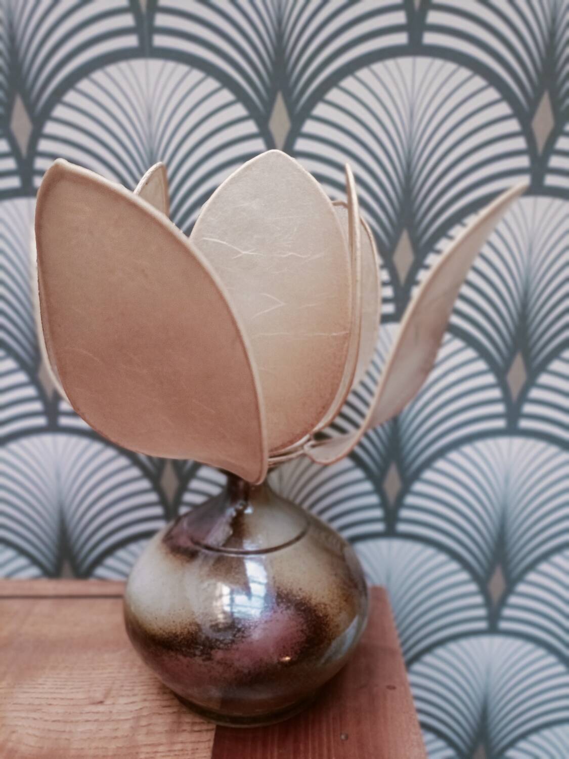 Ceramic lamp, flower