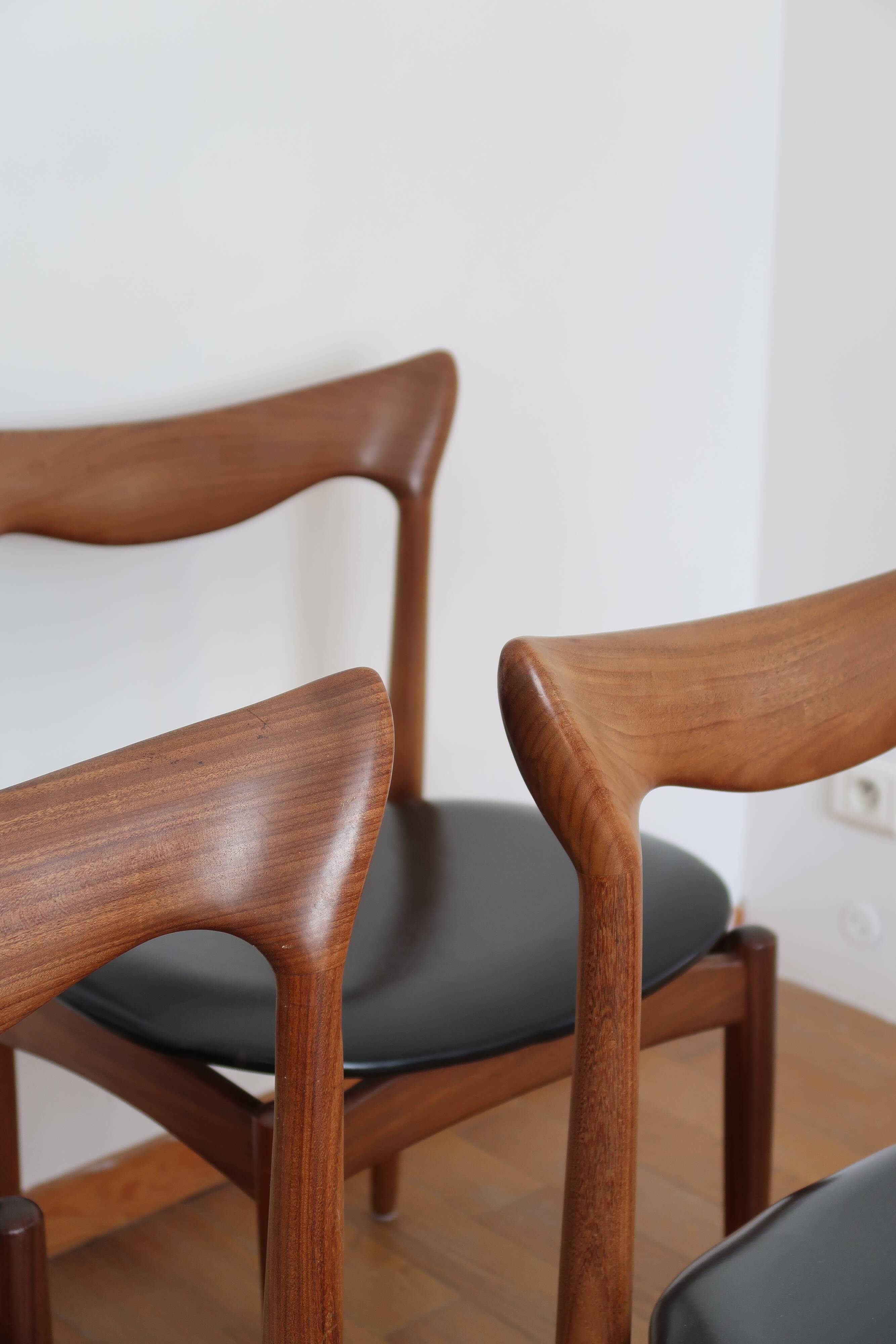 6 chairs skaï teck Bramin made in Denmark