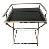 Serving table