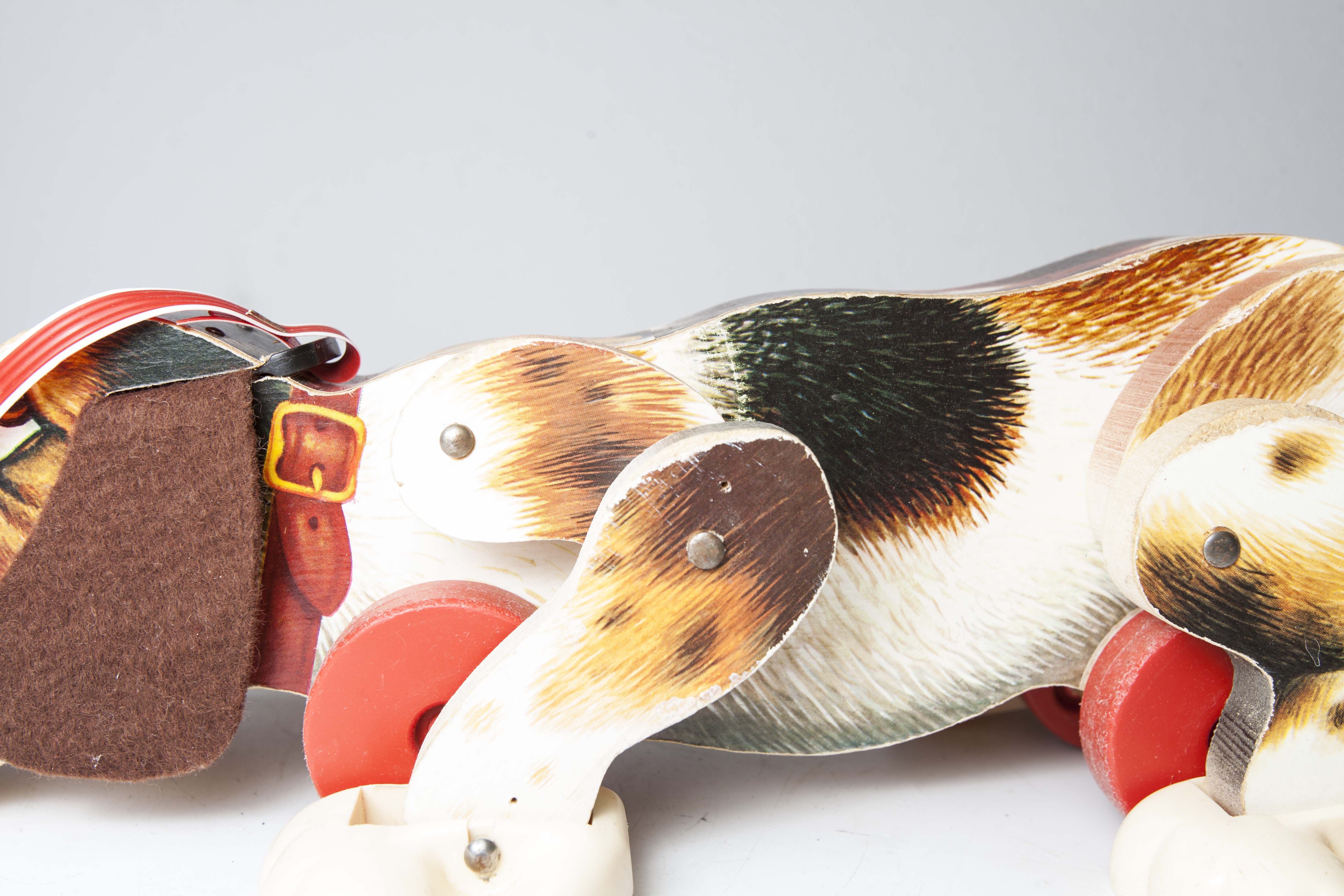 Snoopy pulling dog to record price no. 181