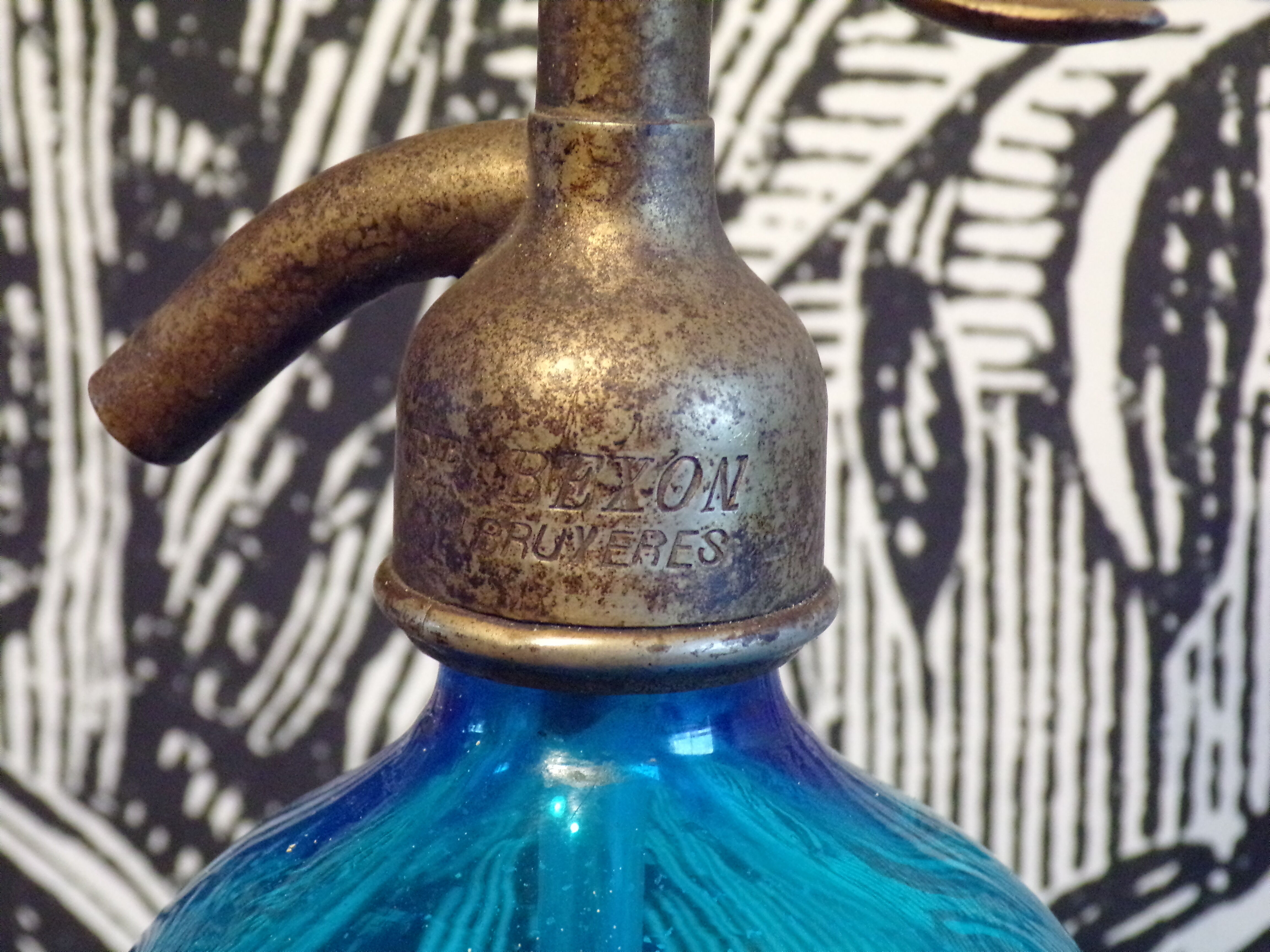 Seltz water blue siphon